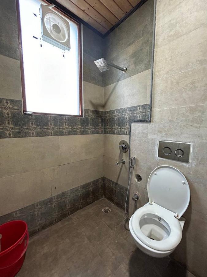 Hotel 7 Heavens Mussoorie Ngoại thất bức ảnh
